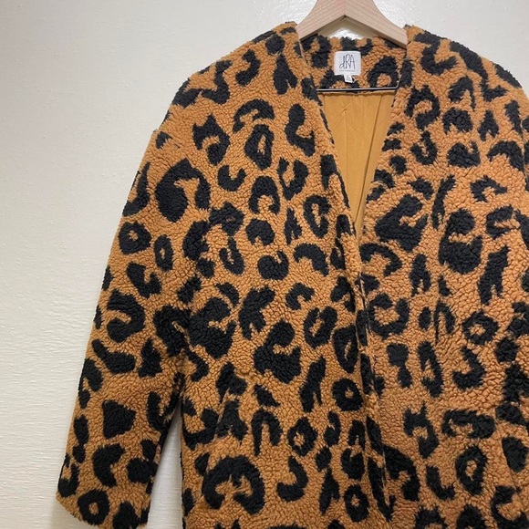 Duster Coat - Picture 5 of 5